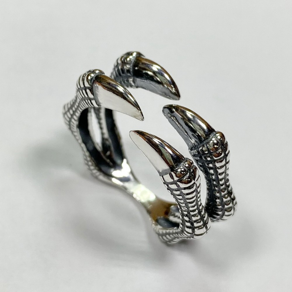 Серебряное кольцо Коготь стк-249