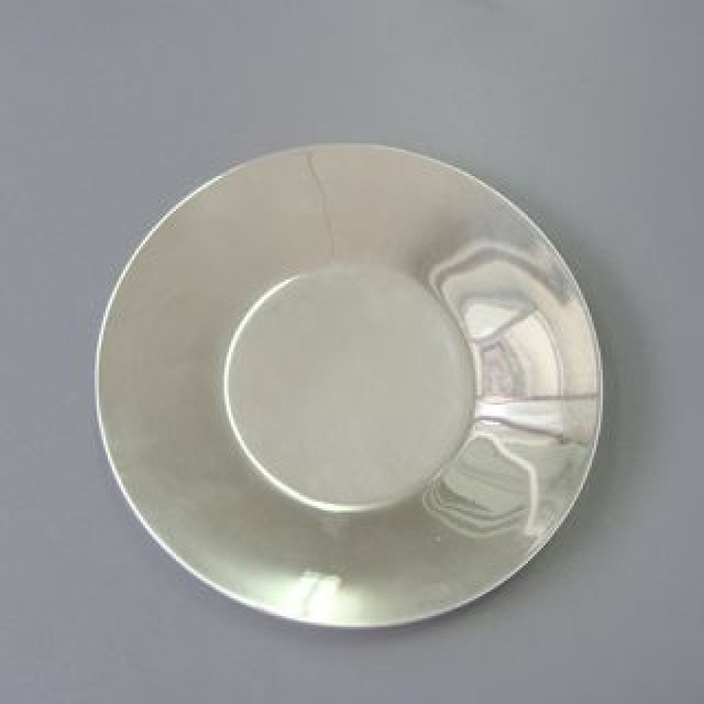 Серебряное классическое блюдце диаметр 12см хю-080490