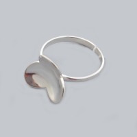 Серебряное кольцо "Трилистник" бр-0061621