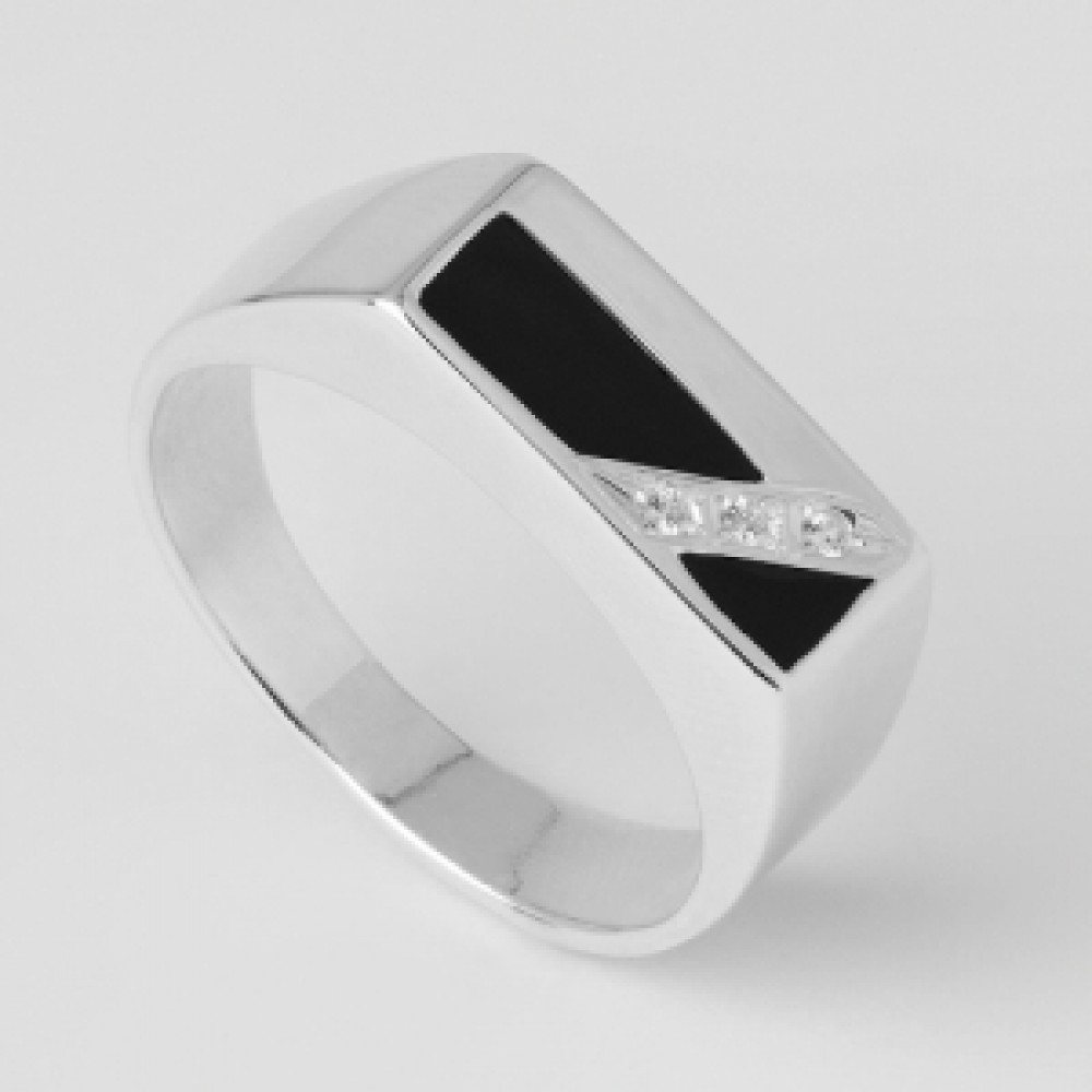 Серебряное кольцо ЮМ-1568