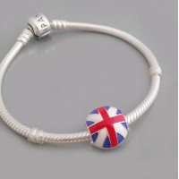 Серебряная бусина для браслета Pandora Британия 18 бр-3100527