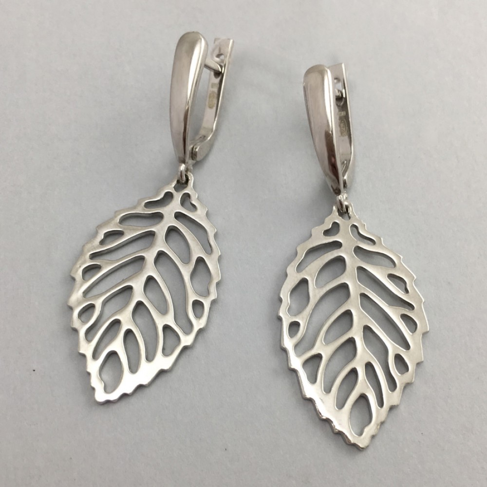 Срібні сережки без каменів Листок ЮМ-20434