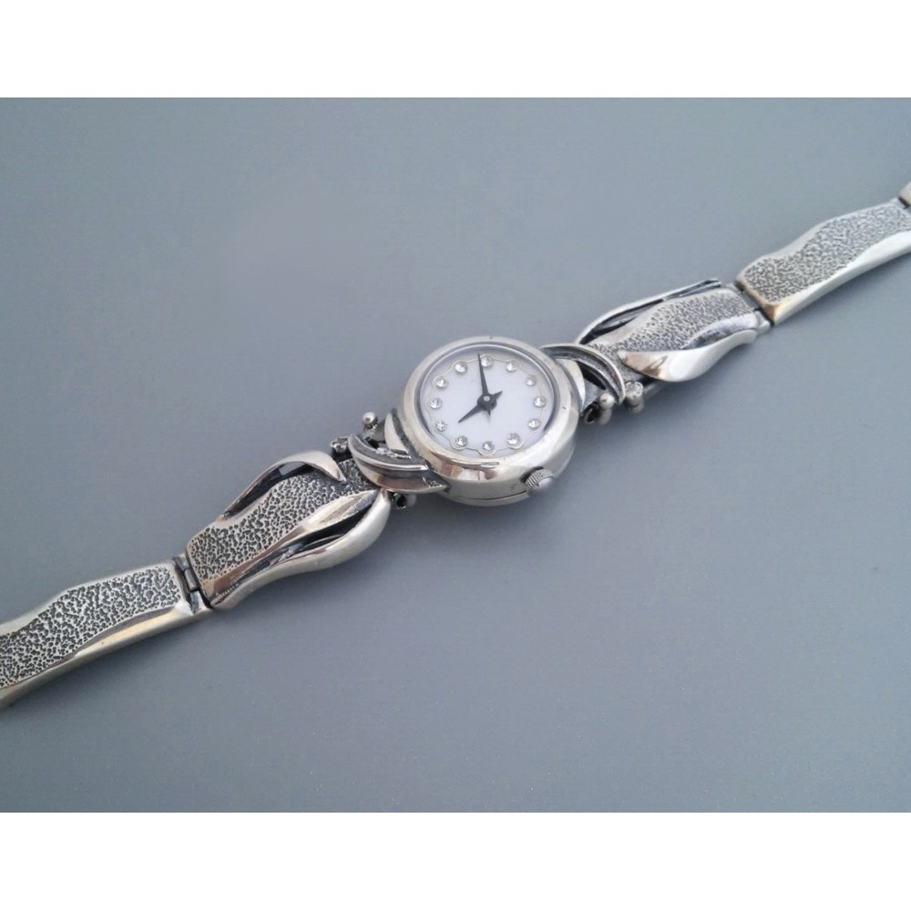 Серебряные часы бр-7110004