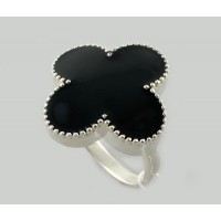 Серебряное кольцо с черной эмалью "Клевер 2" БР-0062121