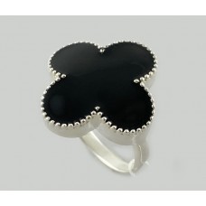 Серебряное кольцо с черной эмалью "Клевер 2" БР-0062121