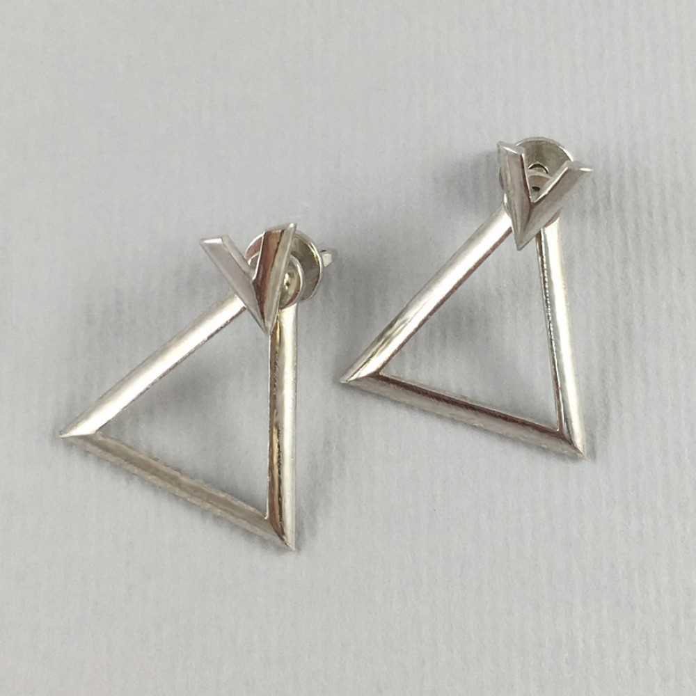 Серебряные серьги ЮМ-20450