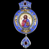 Панагия серебряная с финифтью "Архиерейская" Вседержитель с натуральными вставками аг-2.7.0076Н