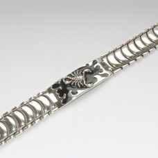 Серебряный браслет Скорпион бр-00291