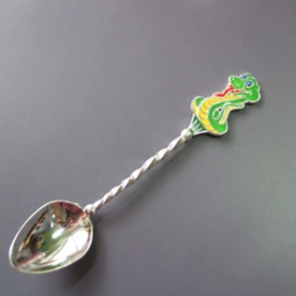 Серебряная ложка Змея ХЮ-076