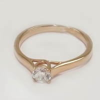 Золотое кольцо с камнем дс-20027