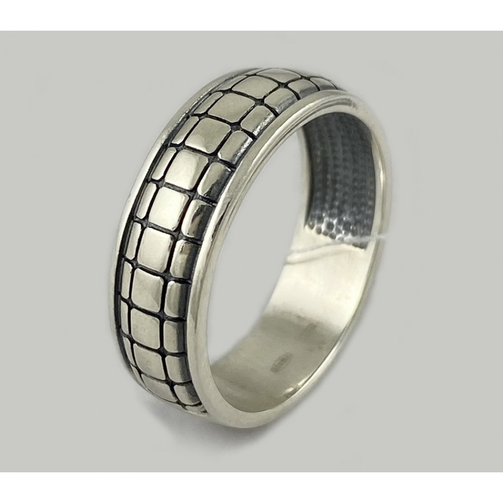 Серебряное кольцо без камней ЛЗ-1564