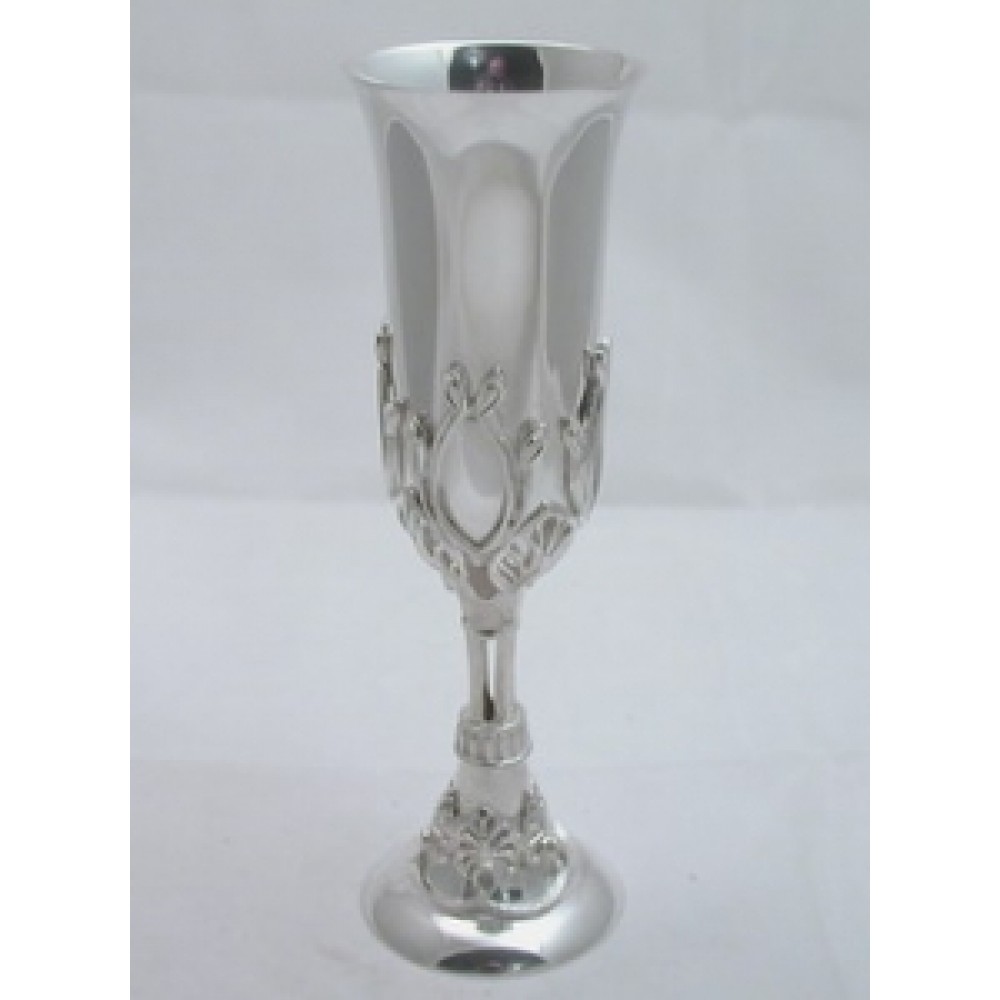 Серебряный бокал Лилия 059