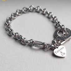 Серебряный браслет реплика с сердечком АЛ-03