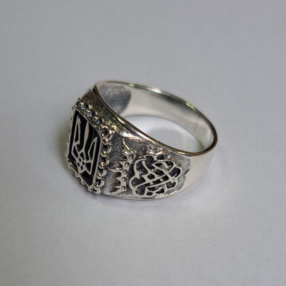 Серебряный перстень мужской Лють с гербом Украины бр-0069221