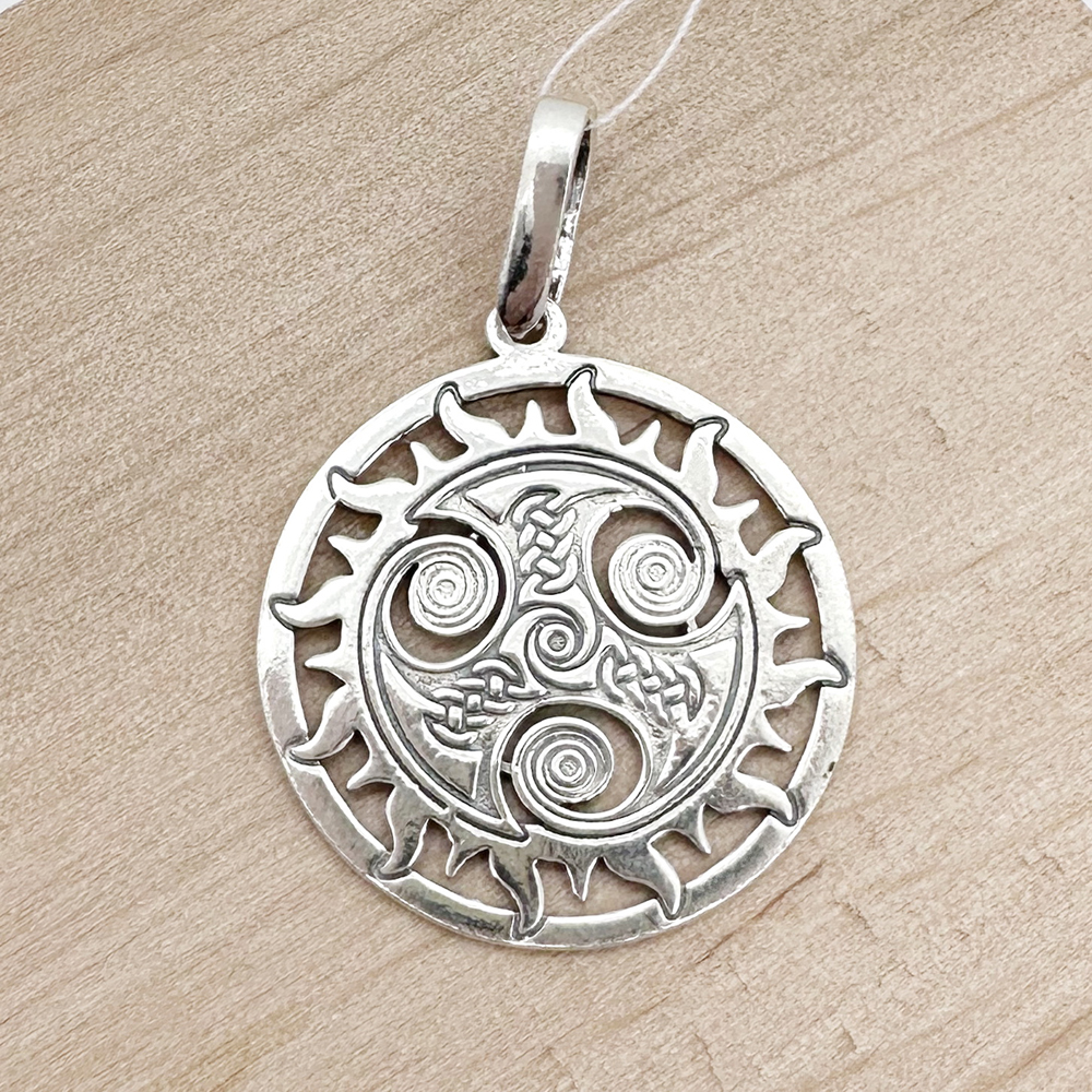 Серебряный кулон-оберег Трефот ШК-89064