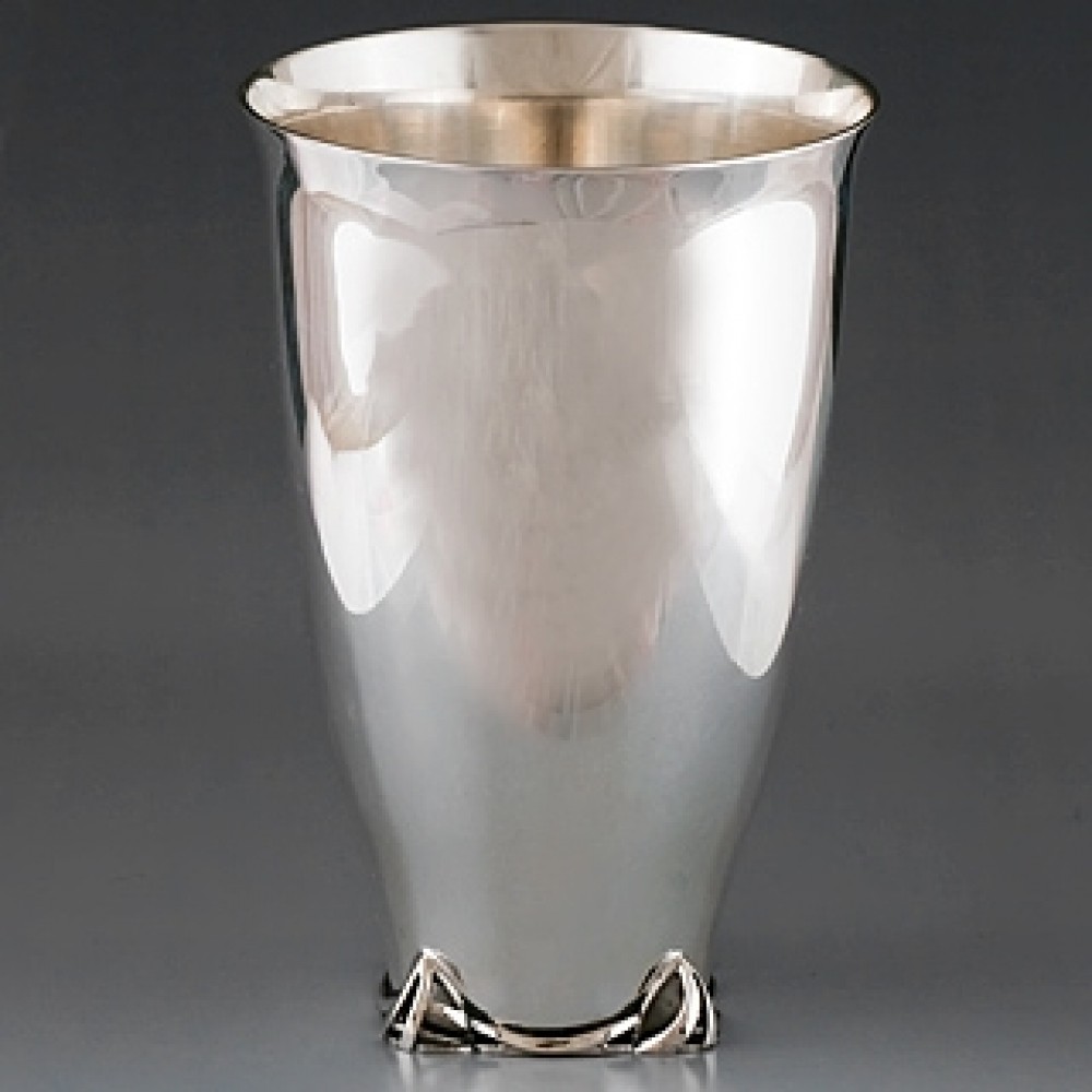 Серебряный стакан для воды ХЮ-080014