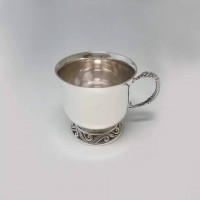 Серебряная кофейная чашка на ажурной ножке БР-8100423