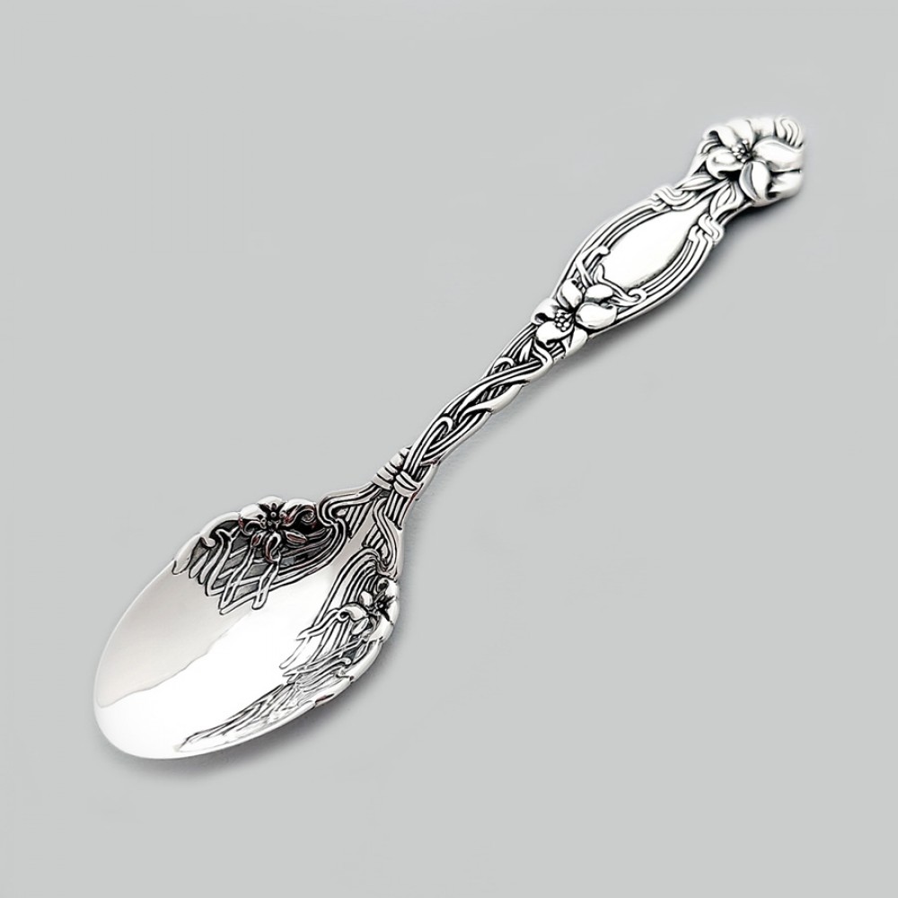 Серебряная оригинальная ложка Лилия  БР-0048381