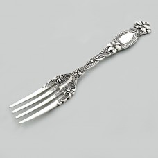 Серебряная оригинальная вилка Лилия  БР-0051881