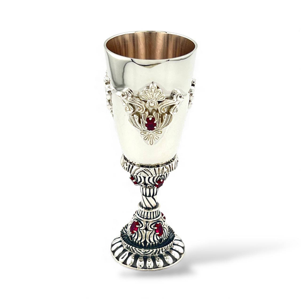 Серебряная рюмка Рубин 50 мл с красными камнями, 925 пробы