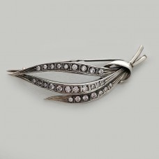 Брошь серебряная в камнях Мила бр-1001061