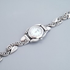 Серебряные часы с камнями бр-7110010