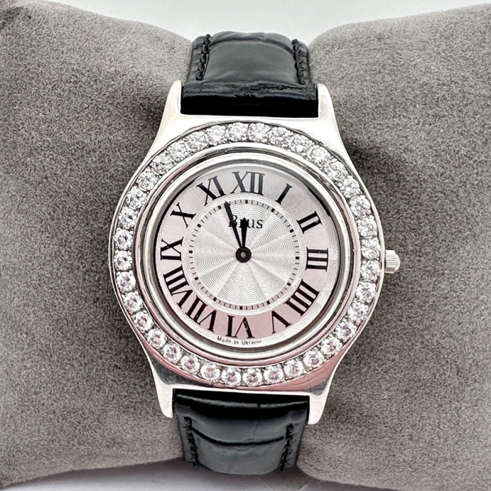 Женские серебряные часы 925 пробы с камнями БР-100257126