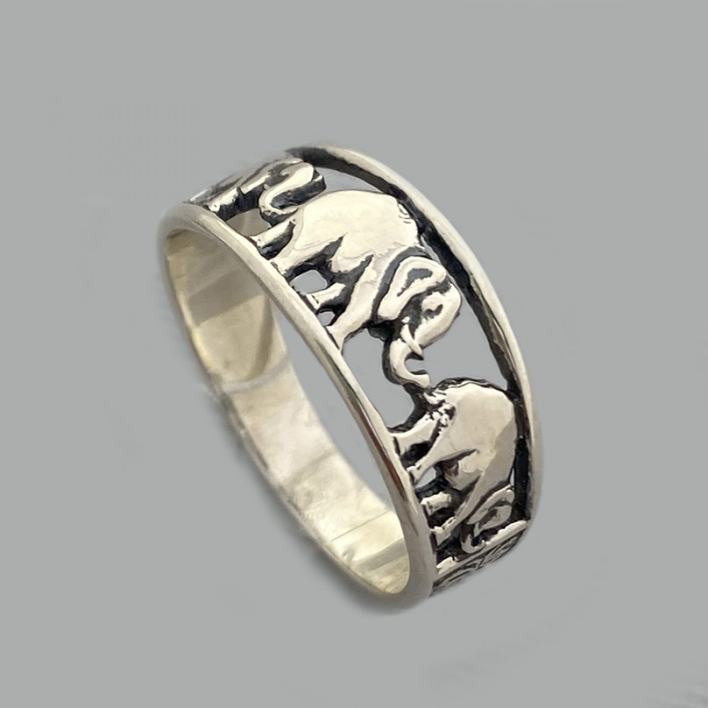 Серебряное кольцо с чернением Слоники БР-0002421